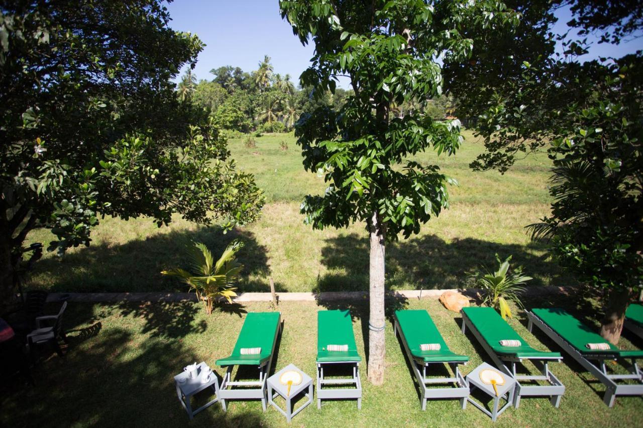 Barefoot Bungalow Hikka Hikkaduwa Zewnętrze zdjęcie