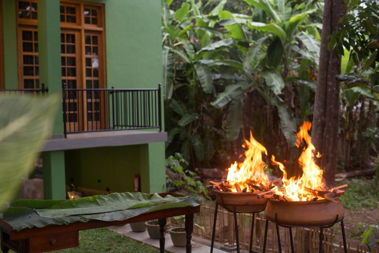 Barefoot Bungalow Hikka Hikkaduwa Zewnętrze zdjęcie