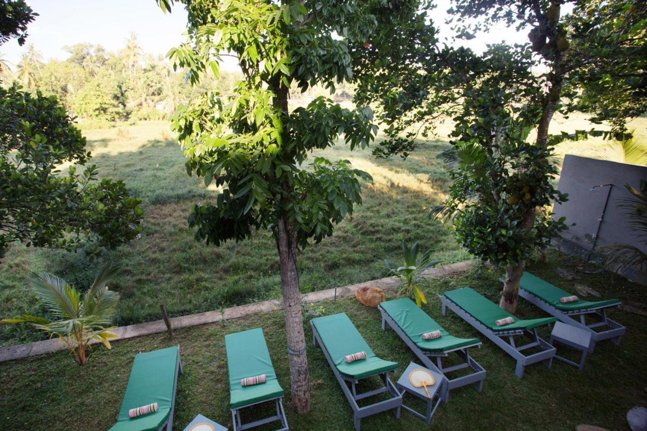Barefoot Bungalow Hikka Hikkaduwa Zewnętrze zdjęcie